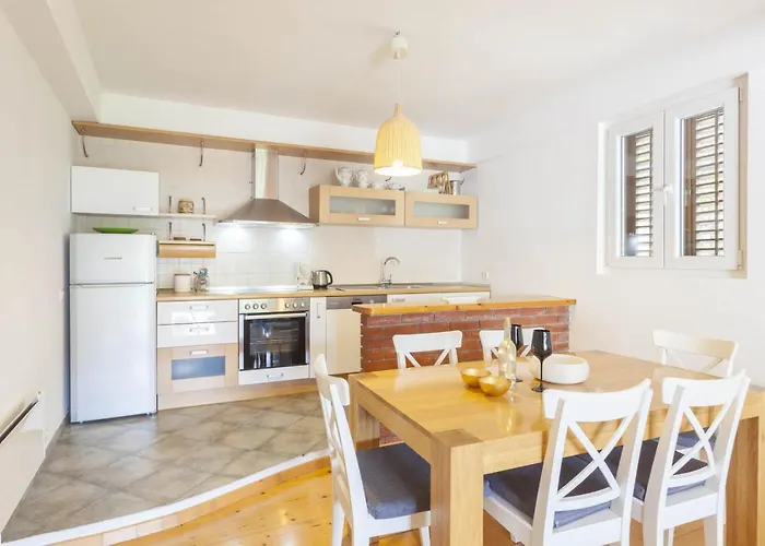 With A Parking Space - 11415 Apartman