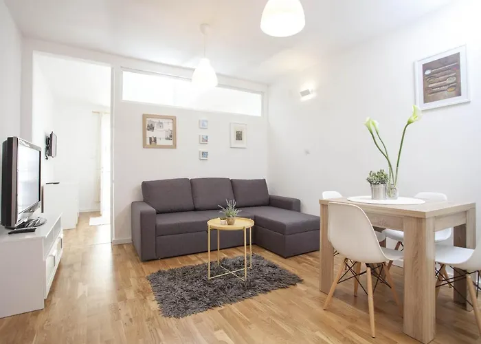 Apartman With A Parking Space - 11415